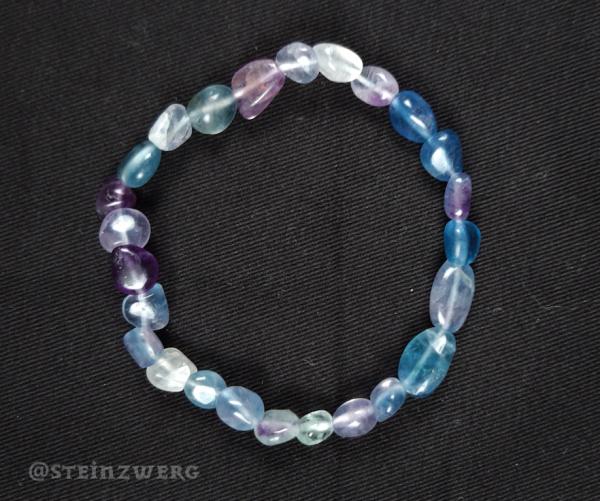 Armband aus getrommelten Fluorit-Nuggets.