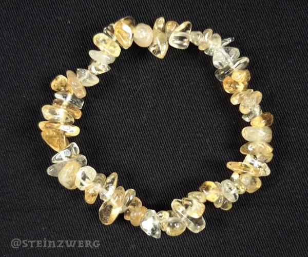 Armband aus getrommelten Citrin-Splittern.